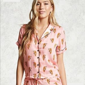 Tiger print 🐯 🐅 pjs Jammie pajamas